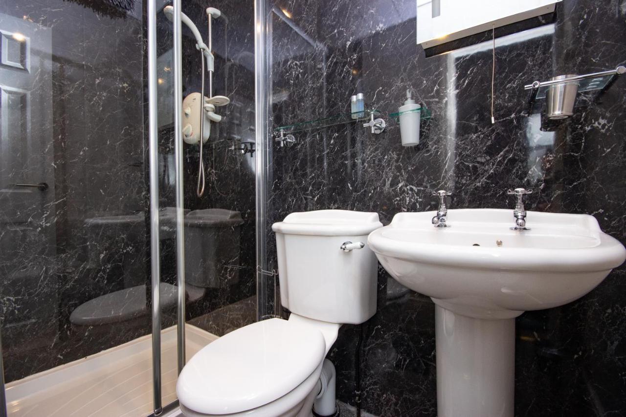 Lynwood Guest House (Adults Only) 케직 외부 사진